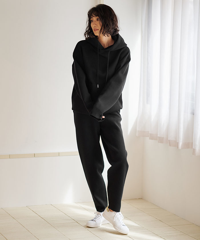 Hikariのお洋服未使用級✨ルネ ピークスニット素材 フーディパーカー パール '19年 黒